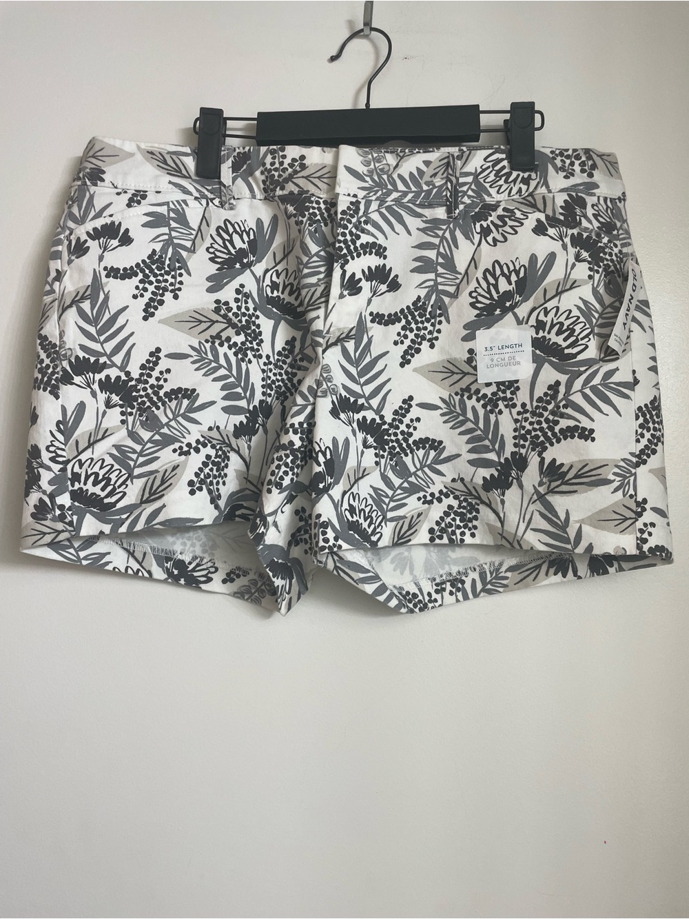 Old Navy White Floral Print Cotton Shorts